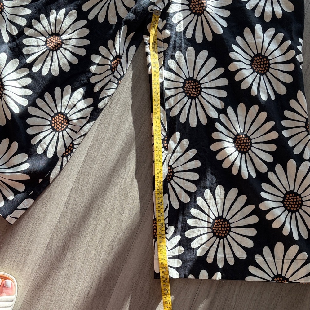 FARM Rio for Anthropologie Spring flowers wide leg pant daisies - Picture 10 of 11